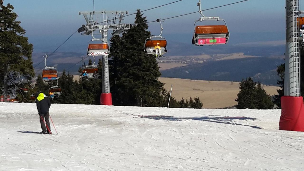 B&B A La Montagne Jáchymov Zewnętrze zdjęcie