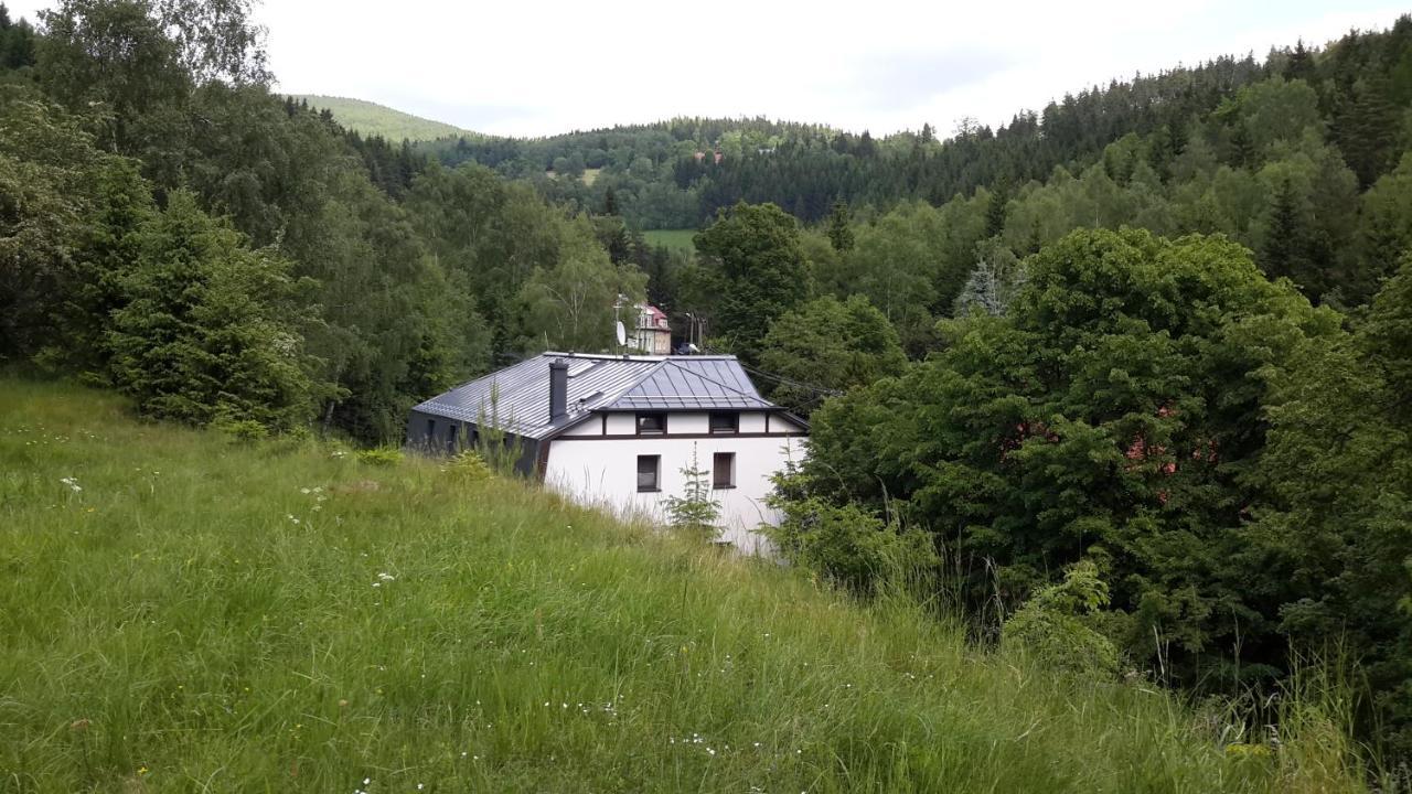 B&B A La Montagne Jáchymov Zewnętrze zdjęcie